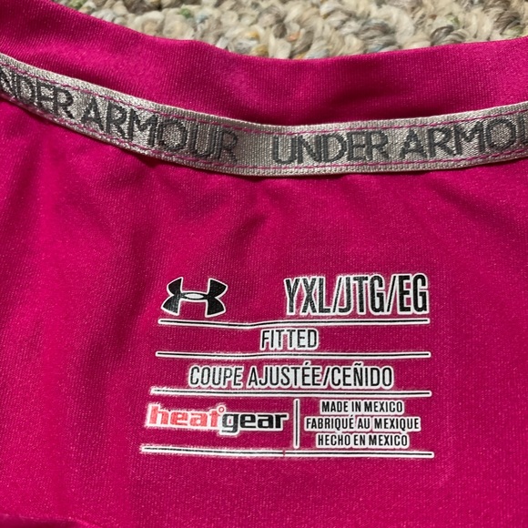 Youth Under Armour Shirt - Picture 3 of 3